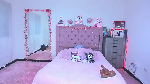 Snapshot of Gabi_Jhons_23 chatting on September 10, 2025, 9:04 pm Gabi Jhons 23 online show from September 10, 2025, 9:04 pm