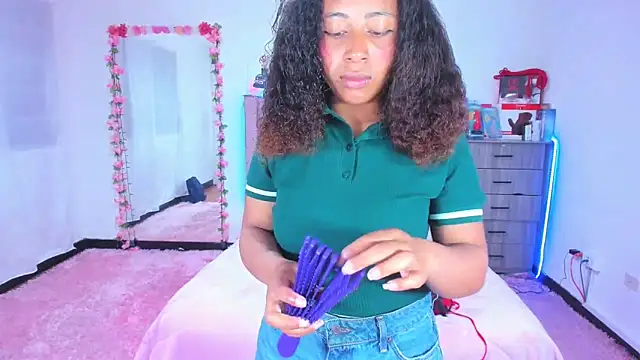 Snapshot of Gabi_Jhons_23 chatting on September 24, 2025, 10:51 am Gabi Jhons 23 online show from September 24, 2025, 10:51 am