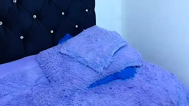 Snapshot of Gabi_Jhons_23 chatting on November 23, 2025, 10:37 am Gabi Jhons 23 online show from November 23, 2025, 10:37 am