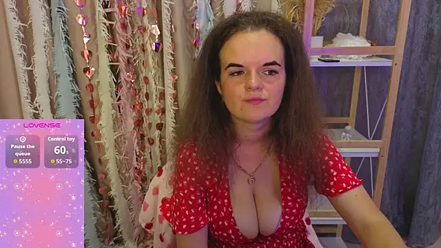 Snapshot of Luisa_Rosee chatting on September 12, 2025, 5:57 pm Luisa Rosee online show from September 12, 2025, 5:57 pm