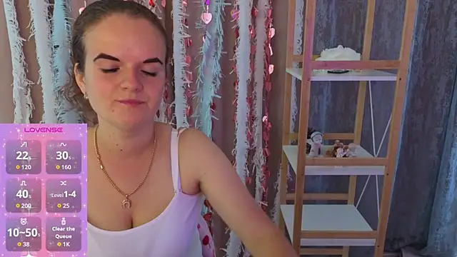 Snapshot of Luisa_Rosee chatting on September 23, 2025, 11:57 am Luisa Rosee online show from September 23, 2025, 11:57 am