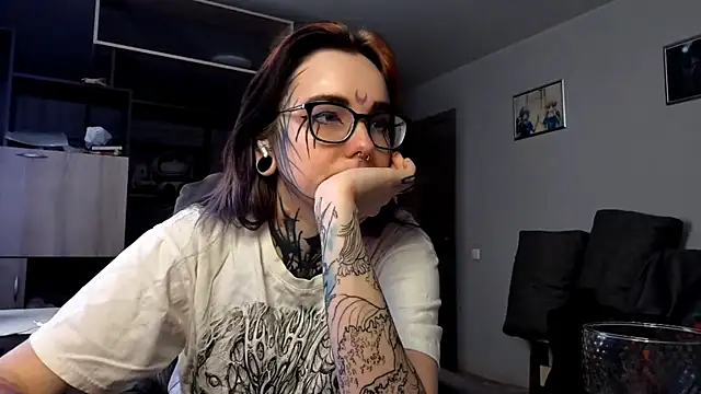 Snapshot of HighelikeGirl chatting on September 10, 2025, 10:04 am HighelikeGirl online show from September 10, 2025, 10:04 am