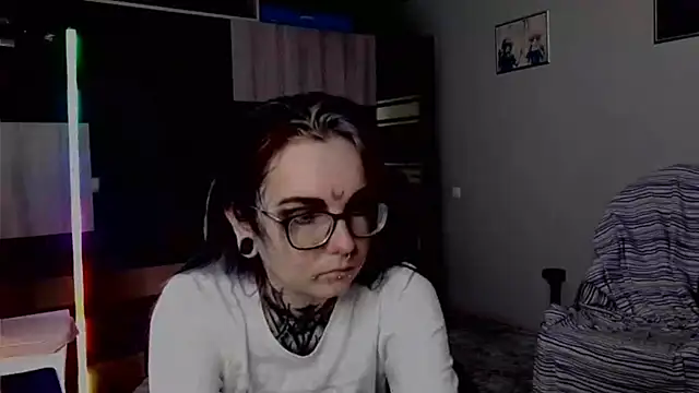 Snapshot of HighelikeGirl chatting on September 27, 2025, 8:08 am HighelikeGirl online show from September 27, 2025, 8:08 am