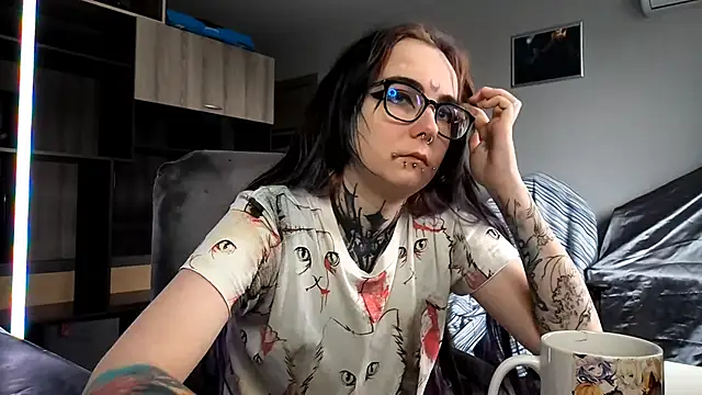 Snapshot of HighelikeGirl chatting on September 29, 2025, 9:03 am HighelikeGirl online show from September 29, 2025, 9:03 am