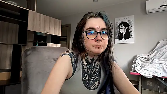 Snapshot of HighelikeGirl chatting on November 8, 2025, 7:08 am HighelikeGirl online show from November 8, 2025, 7:08 am