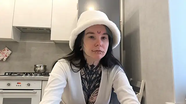 Snapshot of HighelikeGirl chatting on February 19, 2026, 6:20 am HighelikeGirl online show from February 19, 2026, 6:20 am