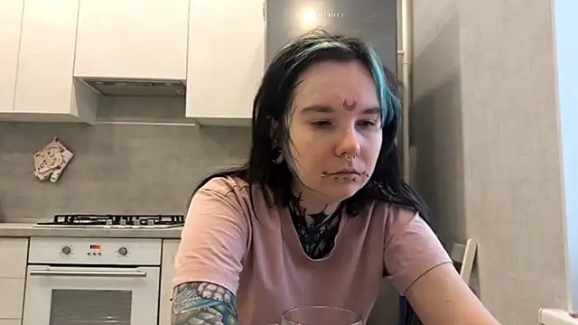 Snapshot of HighelikeGirl chatting on February 20, 2026, 6:10 am HighelikeGirl online show from February 20, 2026, 6:10 am