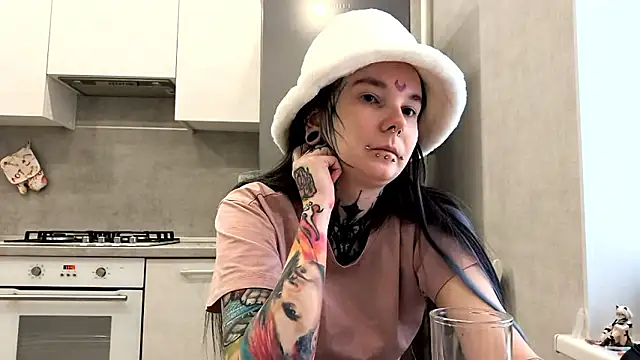 Snapshot of HighelikeGirl chatting on March 17, 2026, 6:28 am HighelikeGirl online show from March 17, 2026, 6:28 am