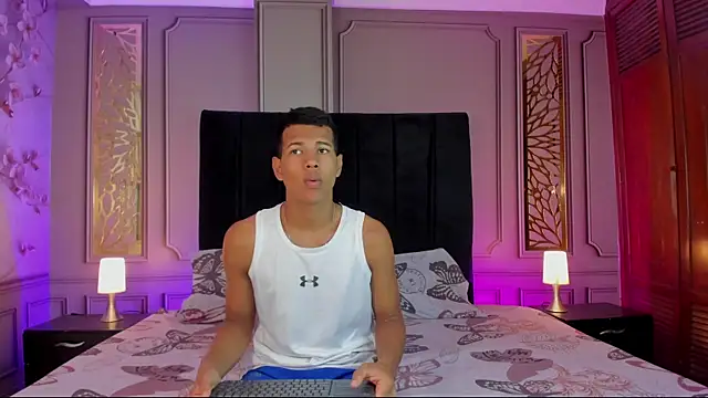 Snapshot of KingStark_ chatting on October 22, 2025, 11:21 am KingStark online show from October 22, 2025, 11:21 am