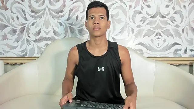 Snapshot of KingStark_ chatting on November 18, 2025, 2:43 pm KingStark online show from November 18, 2025, 2:43 pm