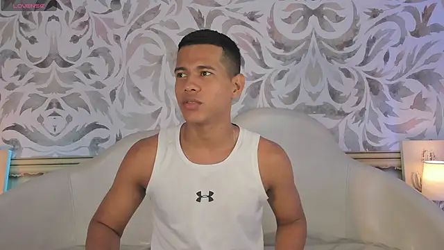 KingStark  online show from February 20, 2026, 2:41 am