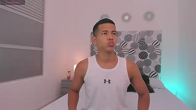 KingStark  online show from March 17, 2026, 3:55 am