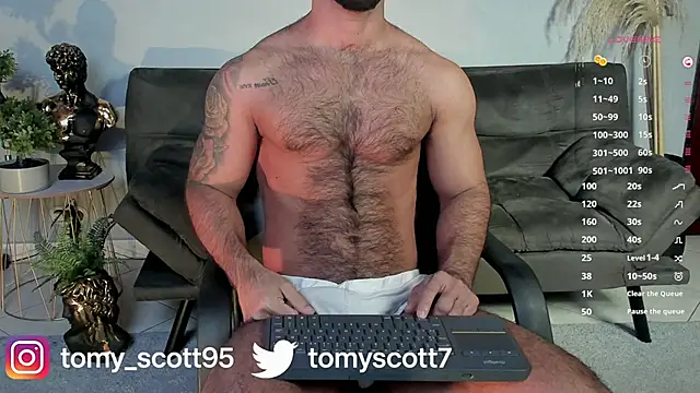 Snapshot of tomy_scott chatting on December 4, 2025, 8:56 am tomy scott online show from December 4, 2025, 8:56 am
