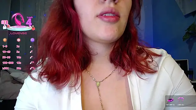 Snapshot of Lulugh_ chatting on November 4, 2025, 7:24 pm Lulugh online show from November 4, 2025, 7:24 pm