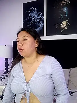 BellaRoux1 online show from September 13, 2025, 12:38 pm