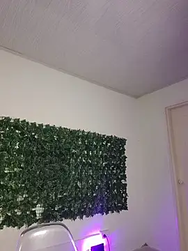 BellaRoux1 online show from March 9, 2026, 11:47 am