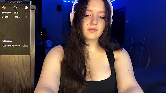 Snapshot of LauretteRagar chatting on October 7, 2025, 6:38 pm LauretteRagar online show from October 7, 2025, 6:38 pm