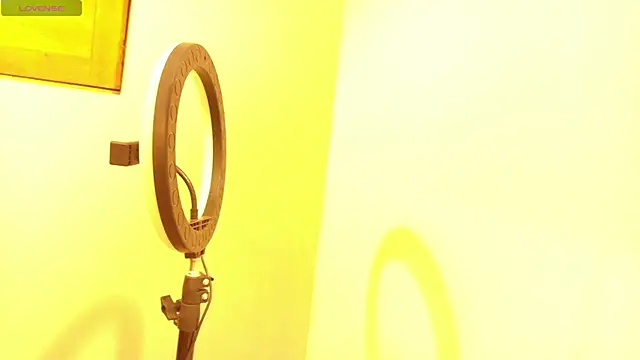 Vanessa 7  online show from September 14, 2025, 5:23 pm