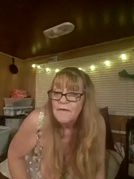 spicyG-maw online show from March 18, 2026, 2:04 am