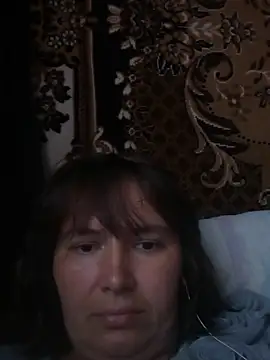 Romashka33011 online show from October 28, 2025, 12:19 pm