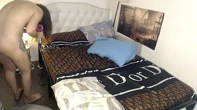 NinaDOM4CUM online show from March 11, 2026, 9:32 pm