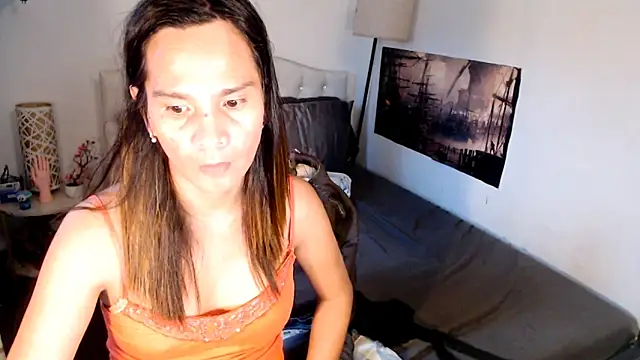 Snapshot of NinaDOM4CUM chatting on June 5, 2026, 11:43 pm NinaDOM4CUM online show from June 5, 2026, 11:43 pm