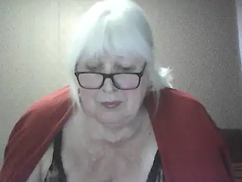 Alexia64231 online show from April 27, 2026, 2:59 pm