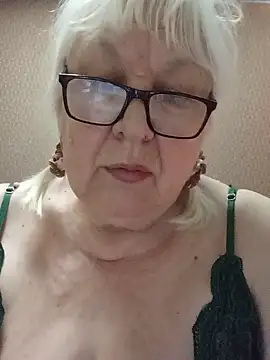 Alexia64231 online show from June 11, 2026, 3:37 am