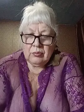 Alexia64231 online show from June 12, 2026, 9:14 pm