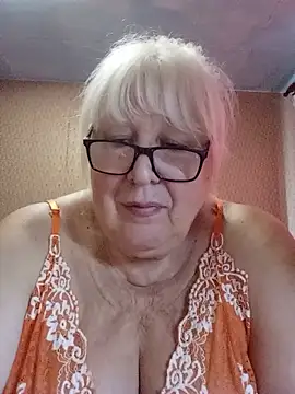 Snapshot of Alexia64231 chatting on July 29, 2026, 10:13 am Alexia64231 online show from July 29, 2026, 10:13 am