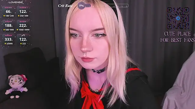 godlikegirlyy online show from July 18, 2026, 3:27 pm