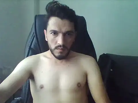 Snapshot of bisexsualman chatting on October 20, 2025, 11:21 am bisexsualman online show from October 20, 2025, 11:21 am