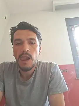 Snapshot of bisexsualman chatting on June 16, 2026, 8:17 am bisexsualman online show from June 16, 2026, 8:17 am