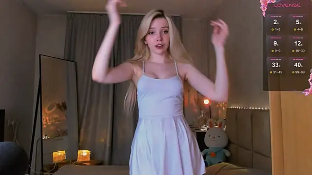 Snapshot of peachii_meow chatting on October 2, 2025, 2:57 pm peachii meow online show from October 2, 2025, 2:57 pm