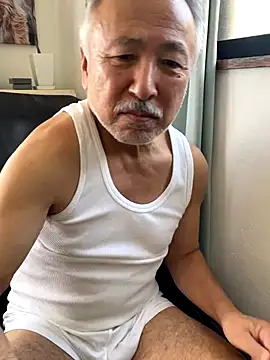 Snapshot of gholly2007 chatting on October 8, 2025, 2:20 am gholly2007 online show from October 8, 2025, 2:20 am