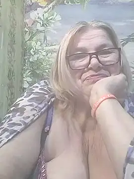 Snapshot of MargaritaSweet51 chatting on March 7, 2026, 9:12 pm MargaritaSweet51 online show from March 7, 2026, 9:12 pm