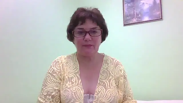 Snapshot of Galina56301 chatting on November 2, 2025, 8:22 pm Galina56301 online show from November 2, 2025, 8:22 pm