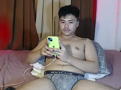 hot emman online show from May 21, 2026, 3:35 am