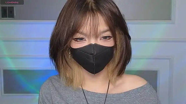      Panda      online show from April 23, 2026, 10:01 pm