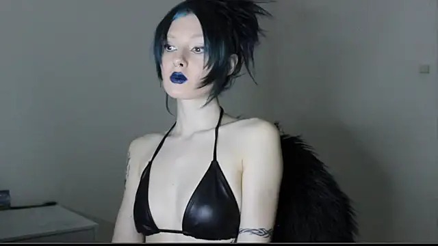 Snapshot of midnightsiren777 chatting on March 5, 2026, 9:33 pm midnightsiren777 online show from March 5, 2026, 9:33 pm