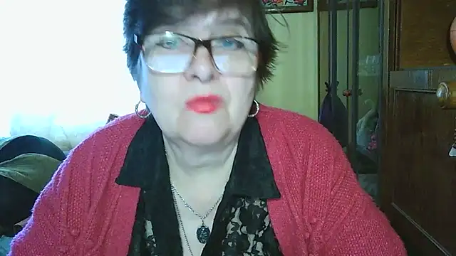 VeronicaGold511 online show from May 2, 2026, 7:13 am