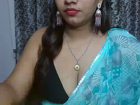 Snapshot of Goddess_Ruhi chatting on November 9, 2025, 6:06 pm Goddess Ruhi online show from November 9, 2025, 6:06 pm