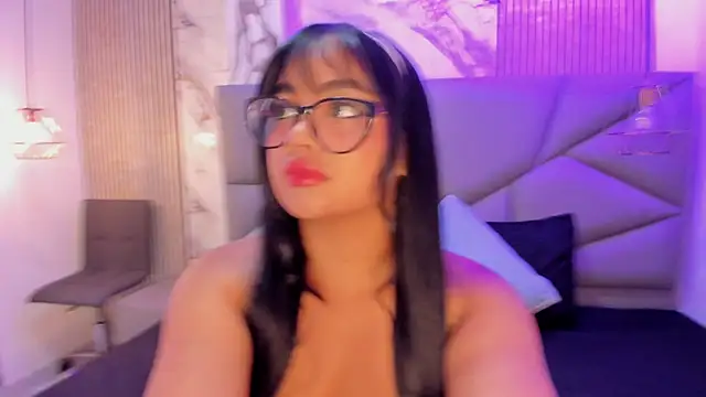 Snapshot of Tatihornyy chatting on June 12, 2026, 11:09 am Tatihornyy online show from June 12, 2026, 11:09 am