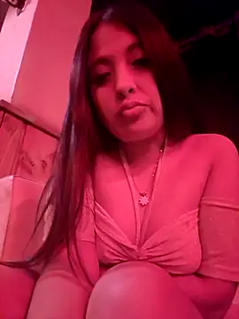 lupittta online show from November 11, 2025, 3:17 am