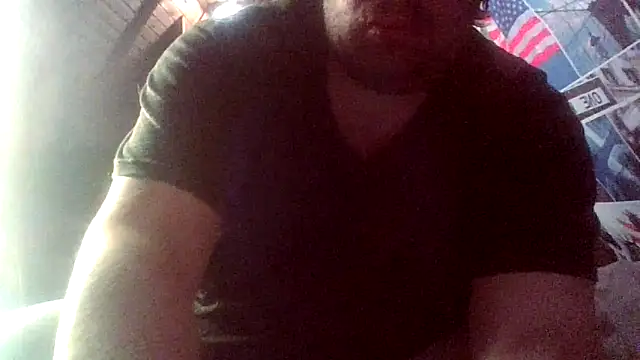 Snapshot of chubbyDavid1998 chatting on November 11, 2025, 8:09 pm chubbyDavid1998 online show from November 11, 2025, 8:09 pm