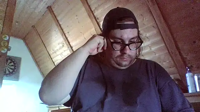 chubbyDavid1998 online show from March 12, 2026, 1:28 pm