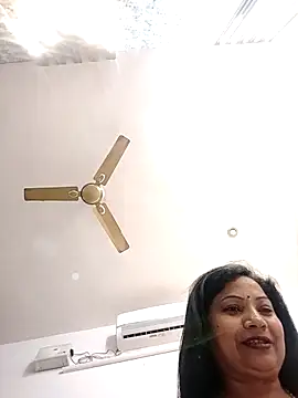 Cute-Janvi20 online show from April 24, 2026, 5:15 pm