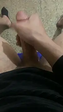 Snapshot of the---fucker chatting on January 7, 2026, 12:51 pm the---fucker online show from January 7, 2026, 12:51 pm