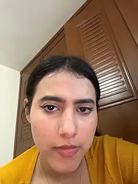 Snapshot of vikysexy283 chatting on December 17, 2025, 6:19 am vikysexy283 online show from December 17, 2025, 6:19 am