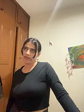 Snapshot of vikysexy283 chatting on December 18, 2025, 7:25 am vikysexy283 online show from December 18, 2025, 7:25 am